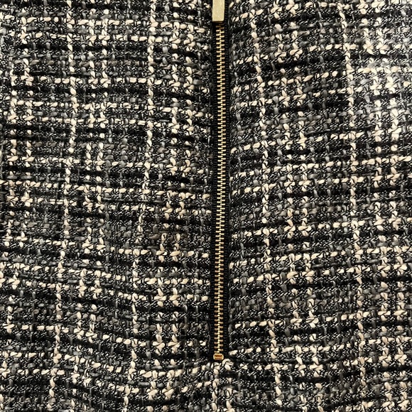 Banana Republic Short Wool Woven Pencil Skirt Size 8 - Picture 3 of 7